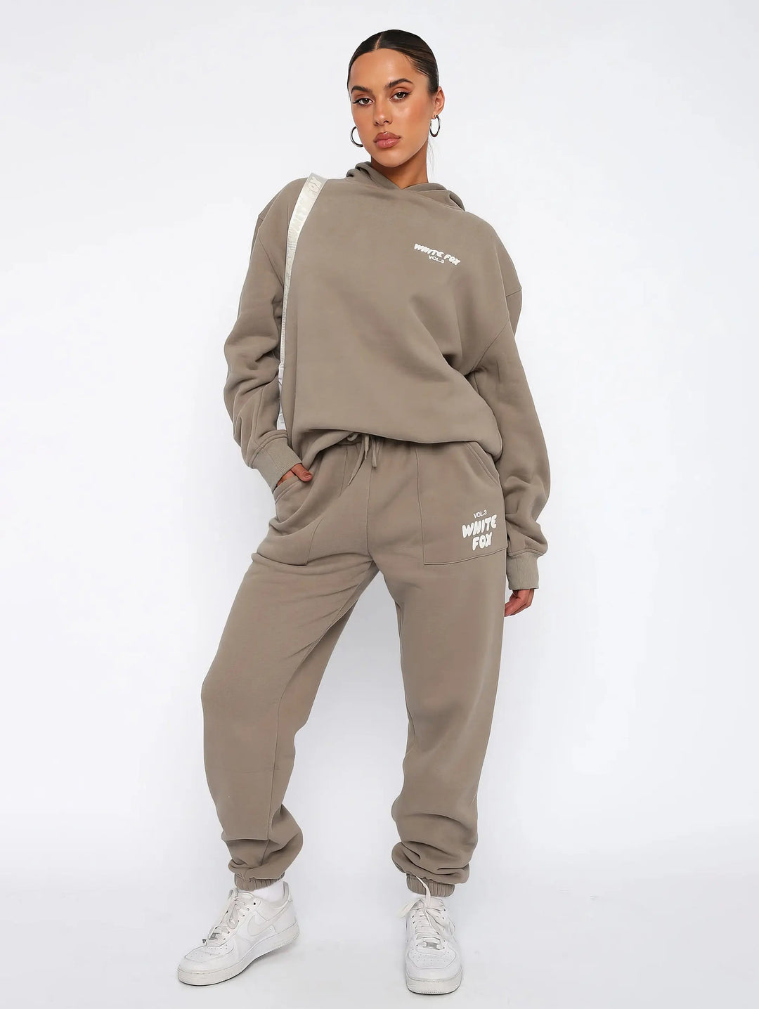 Women’s Hoodie & Jogger Set – Relaxed Fit, Everyday Comfort