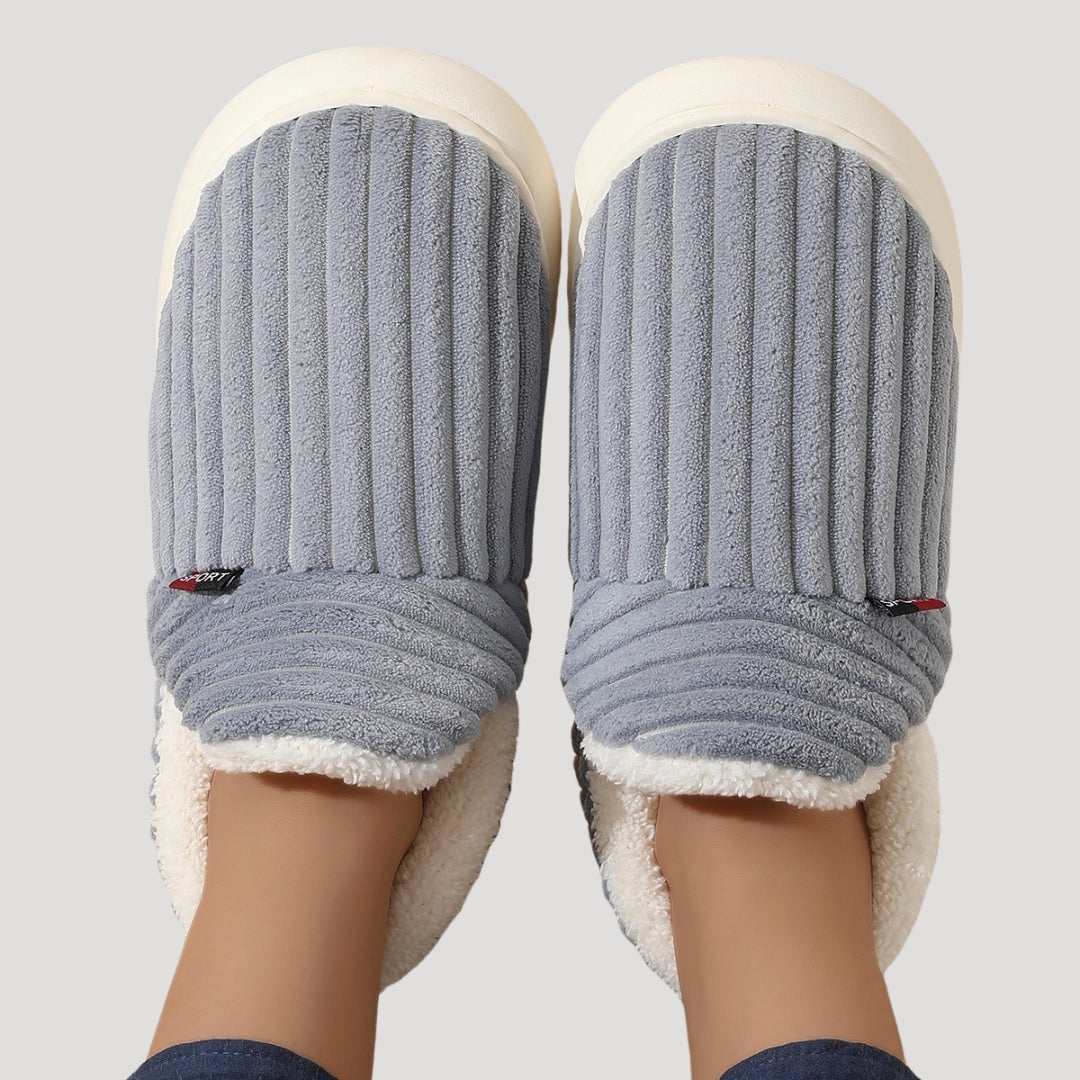 Women’s Cosy Fleece Slipper Boots | Warm, Soft and Easy to Wear