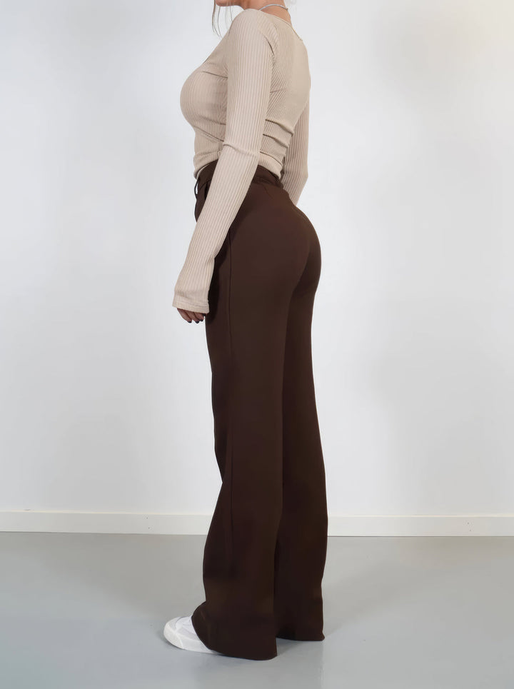 Wide-Leg Trousers – Crease-Resistant Finish, Timeless Fit
