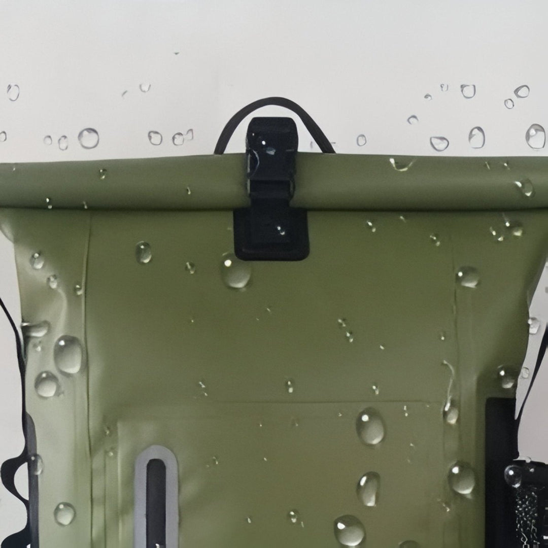 Durable 30L Waterproof Hiking Backpack – Roll-Top Design for Wet Conditions