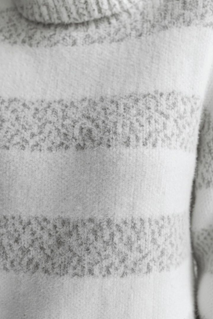 Women’s Plush Knit Jumper with Ribbed Turtleneck and Striped Texture