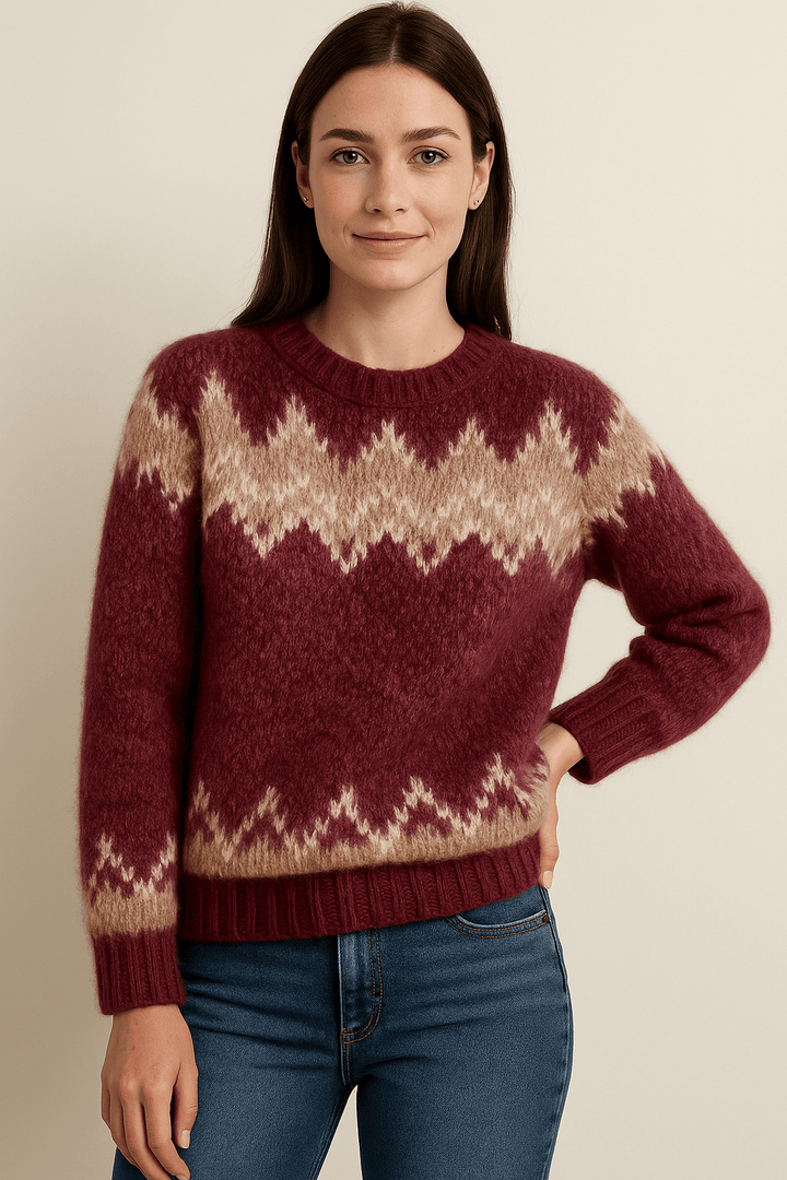 Women’s Elegant Round Neck Jumper – Soft Knit
