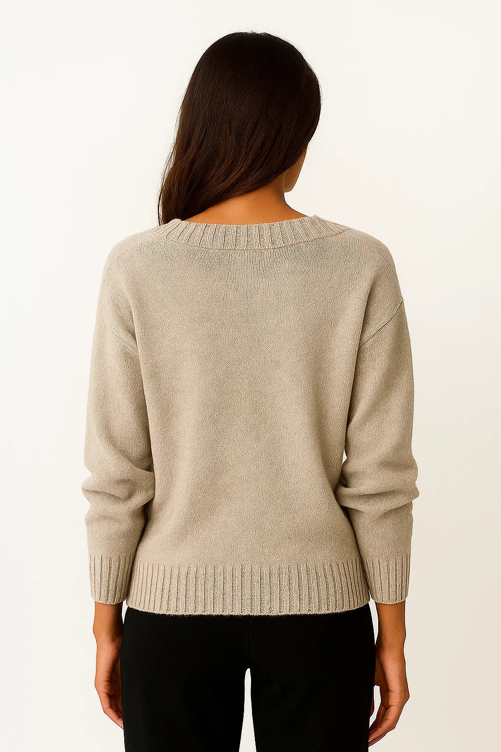 Women’s V-Neck Sweater – Elegant Pullover for Autumn and Winter